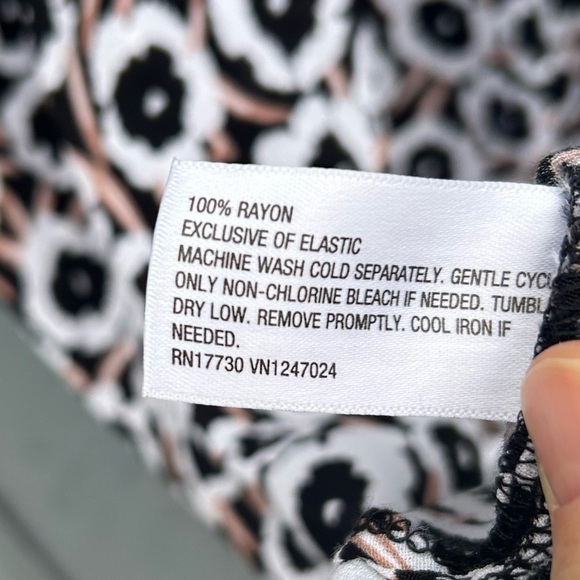 Diane Von Furstenberg x Target Smocked Maxi dress, BNWT, size XXL - Picture 14 of 14